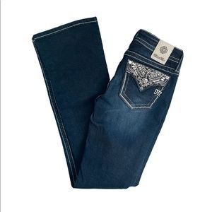 Miss Me Jeans Chloe Low Rise Bootcut Jeans NWOT Size W25 / 2